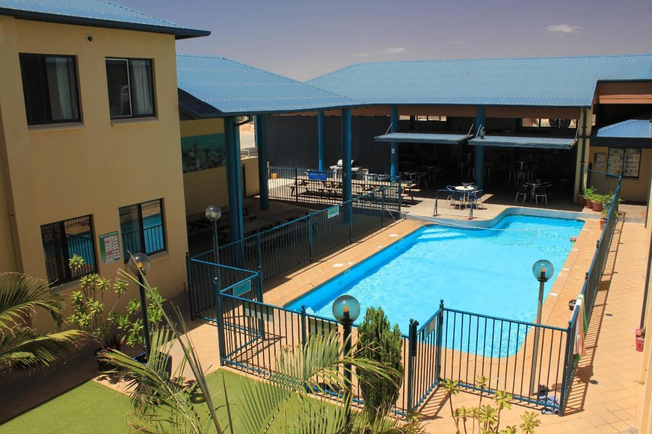 Ningaloo Club Backpackers Hostel Coral Bay Luaran gambar